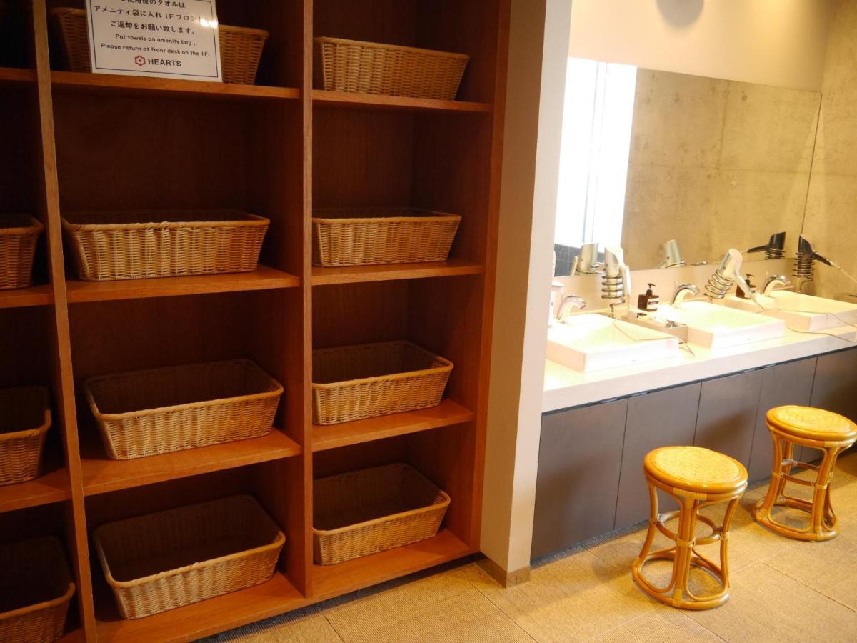 Hearts Capsule Hotel & Spa Hakata Fukuoka  Exterior foto